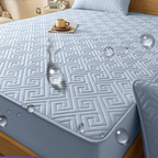 Feather Touch Quilted Bed Sheets With 2-Pillow Covers