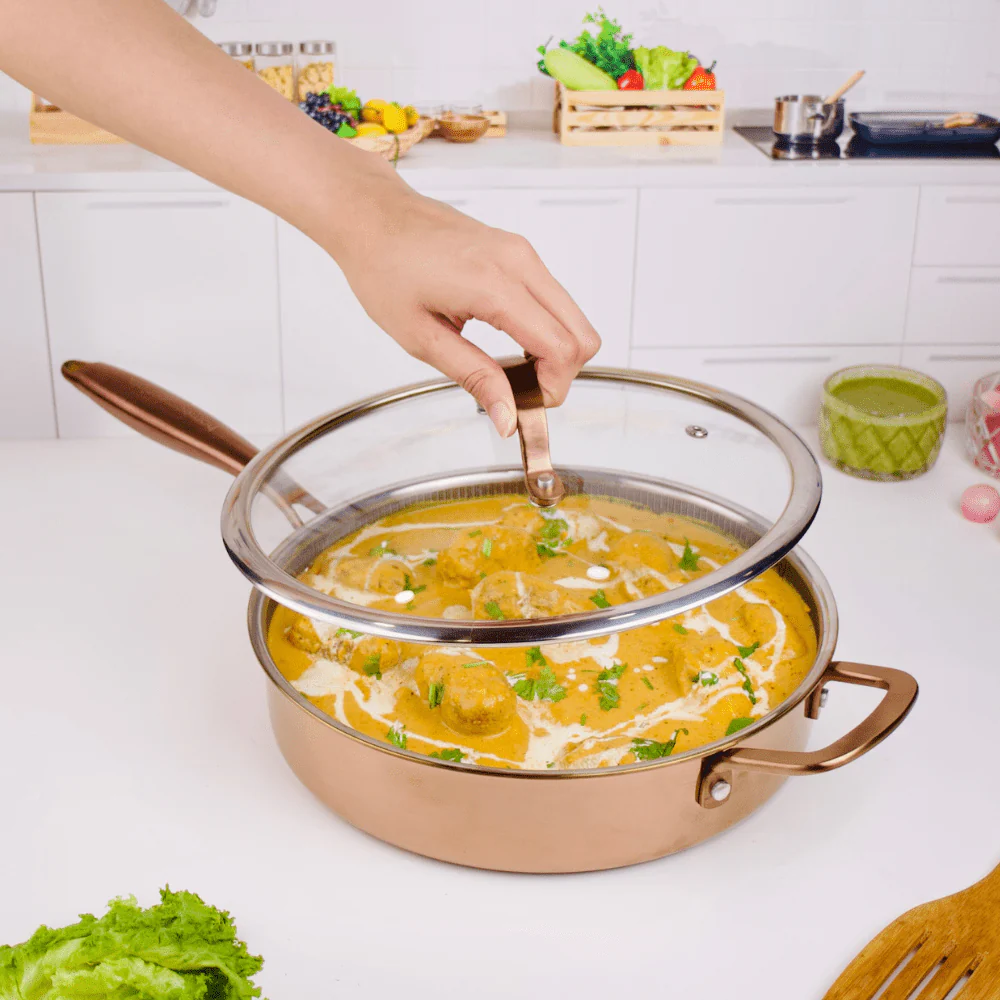 مقلاة قلي (طاوة) "خلايا النحل" متعددة الأغراض بقلب نحاسي ويا غطا (26 سم)