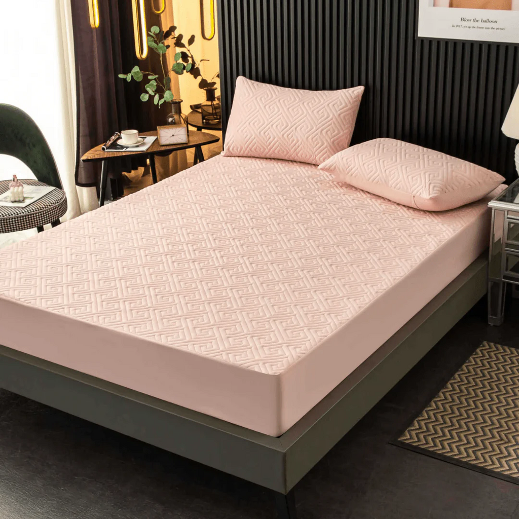 Feather Touch Quilted Bed Sheets With 2-Pillow Covers