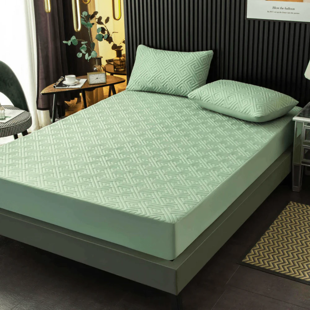 Feather Touch Quilted Bed Sheets With 2-Pillow Covers