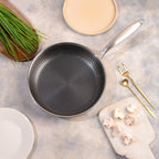 Double Sided Multipurpose Stainless Steel Non-Stick Honeycomb Frying Pan (26cm)