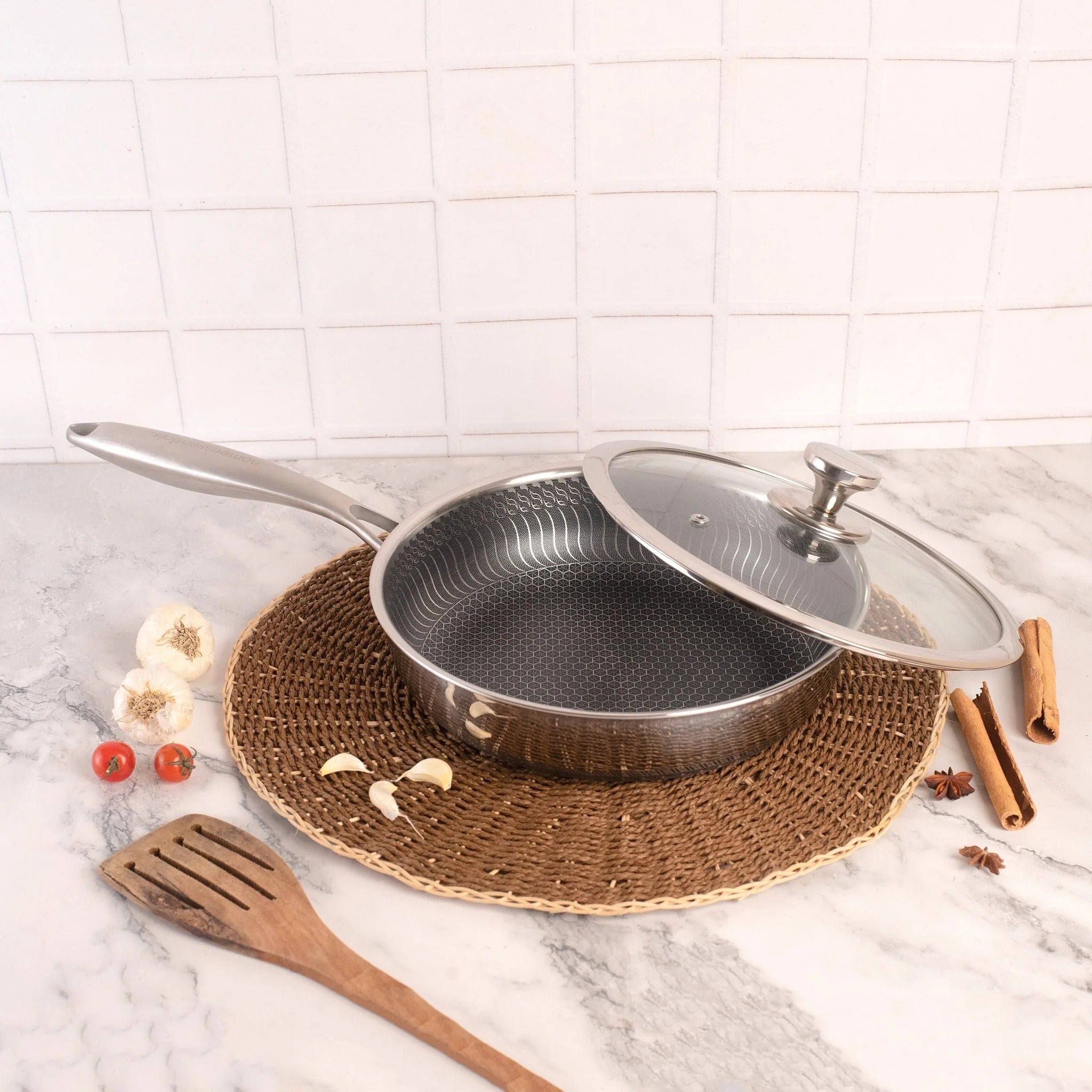 Premium Non-Stick Honeycomb Skillet Wok with Lid (24 cm)