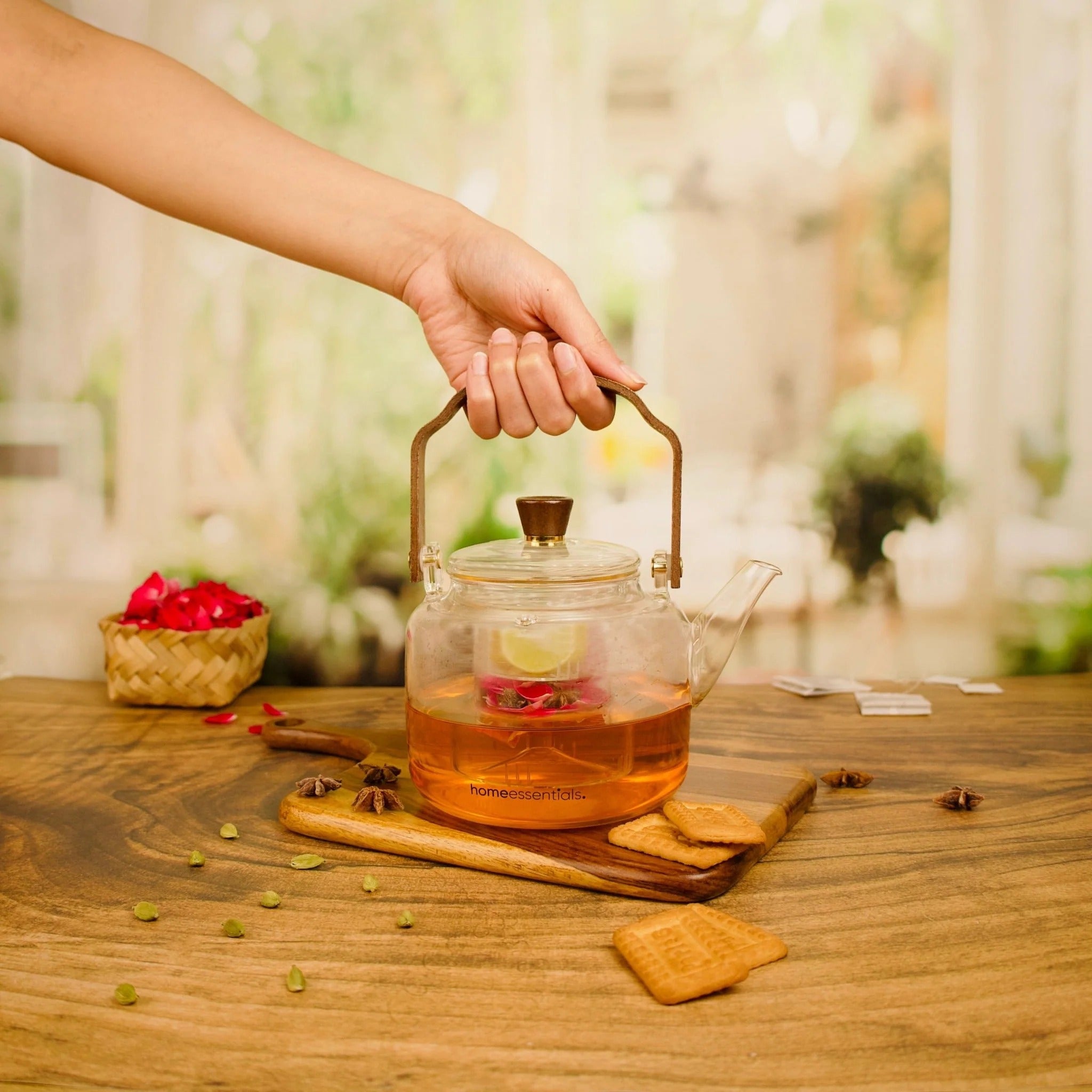 Multi-Functional Glass Teapot for Brewing and Steaming With Handle (1000ml)