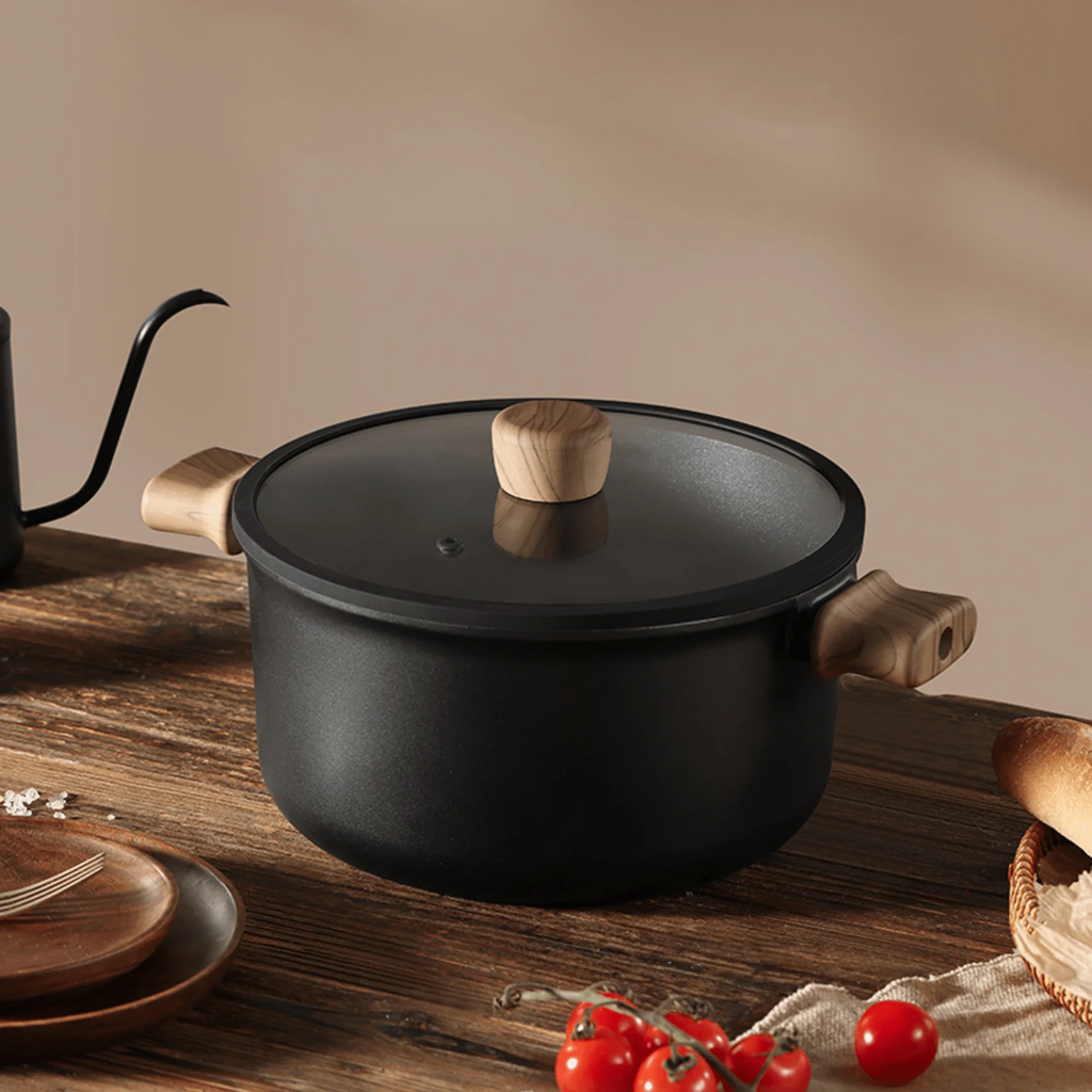 Titanium Non-Stick Soup Pot with Lid (24cm)