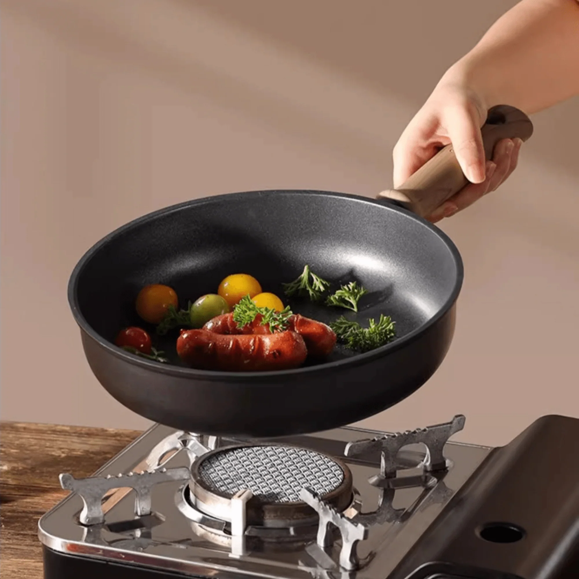 Durable Titanium Alloy Non-Stick Frying Pan without Lid (20cm)