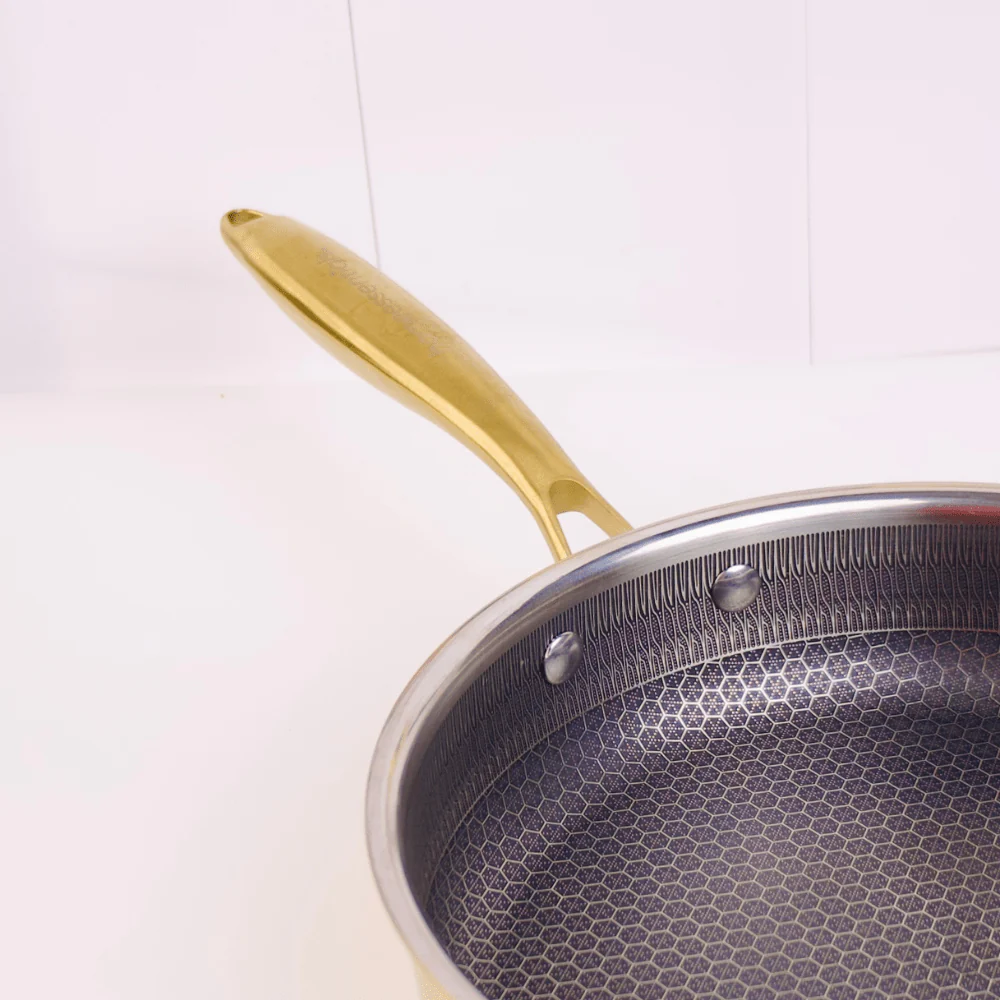 Multi-Purpose Stainless Steel Gold Honeycomb Frying Pan with Lid(24cm)