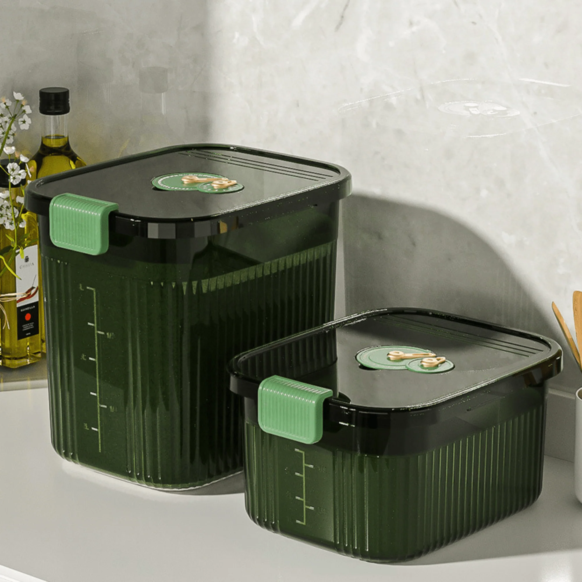 Multipurpose Plastic Airtight Food Storage Container with Lid ...