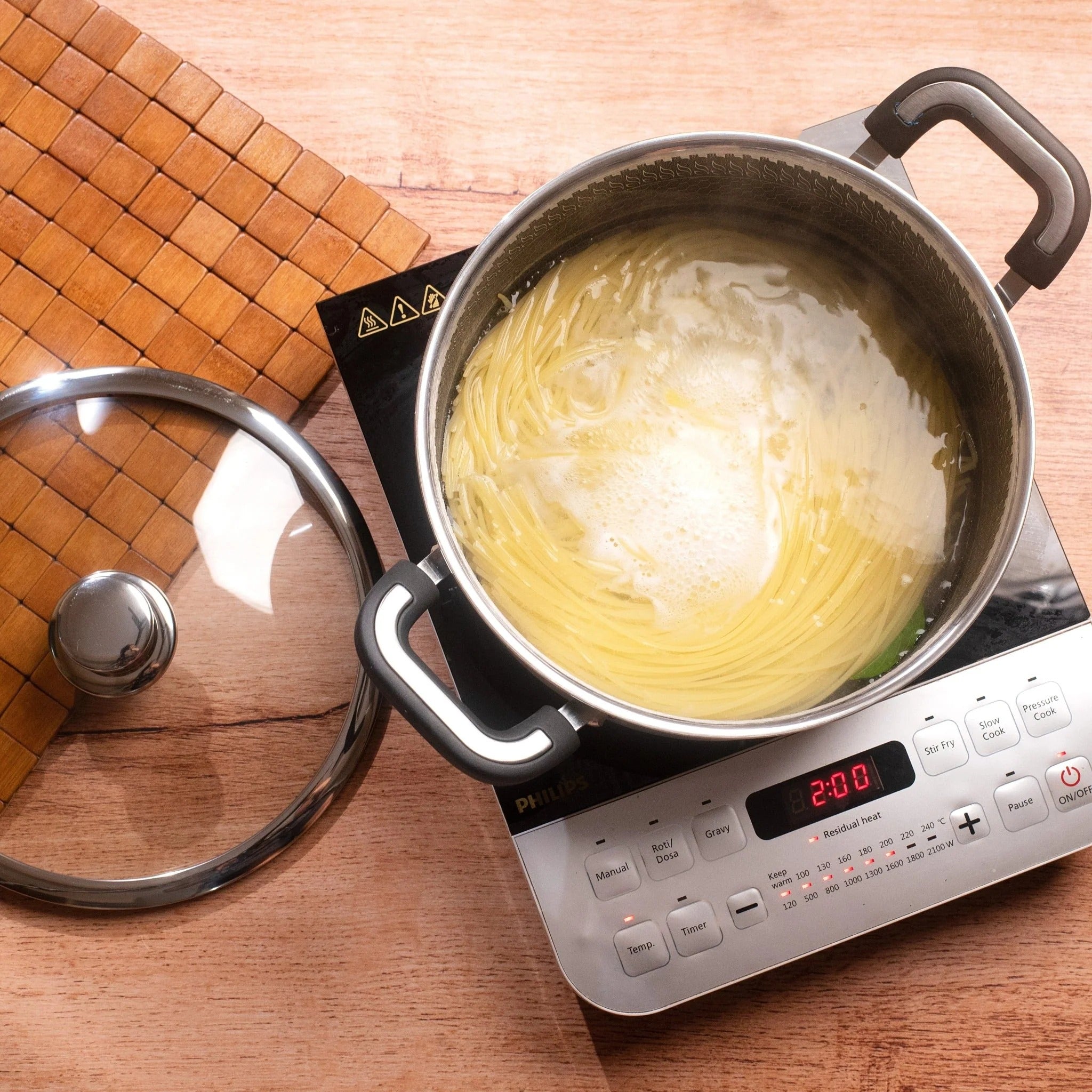 جدر طبخ (قدر) عميق ستانلس ستيل بـ "خلية نحل" ويا غطا (24 سم)